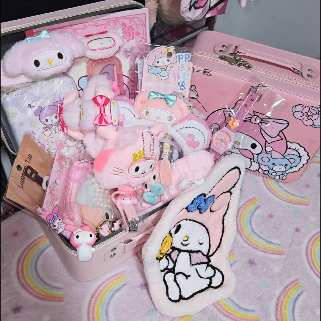 Mystery Gift Box 🎁 — Suitcase or Storage Box + 20 Random Surprises