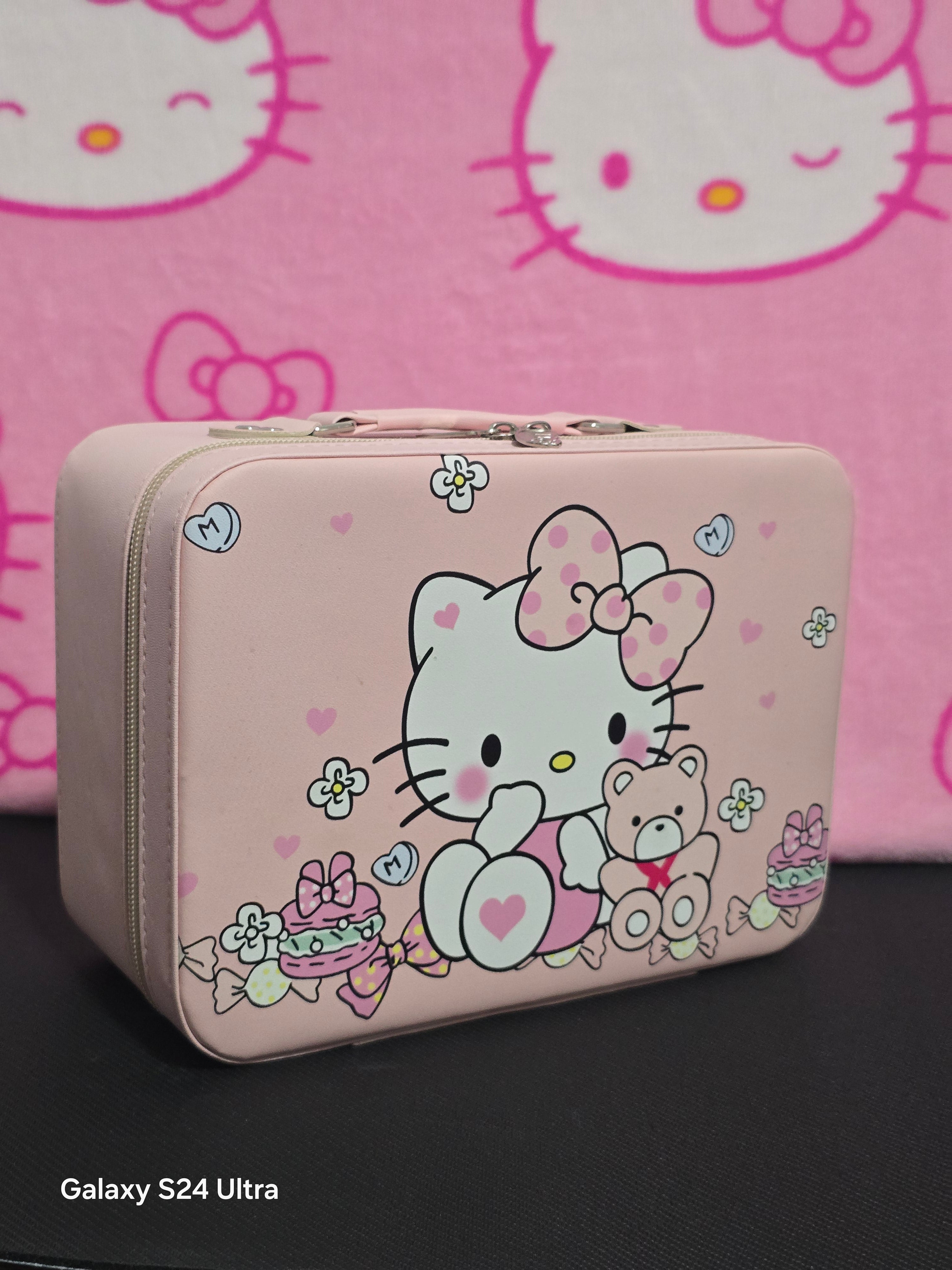 Mystery Gift Box 🎁 — Suitcase or Storage Box + 20 Random Surprises