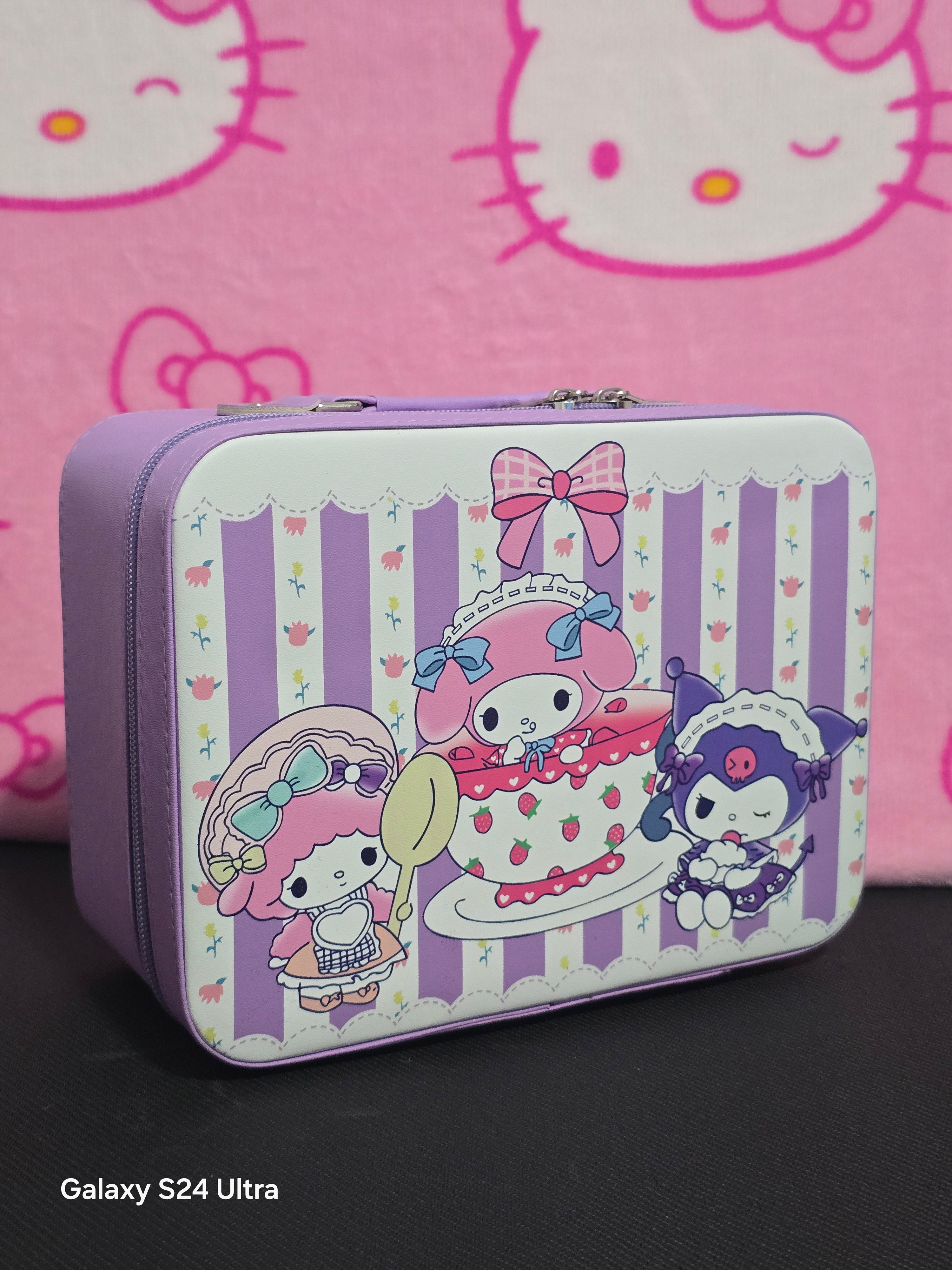 Mystery Gift Box 🎁 — Suitcase or Storage Box + 20 Random Surprises