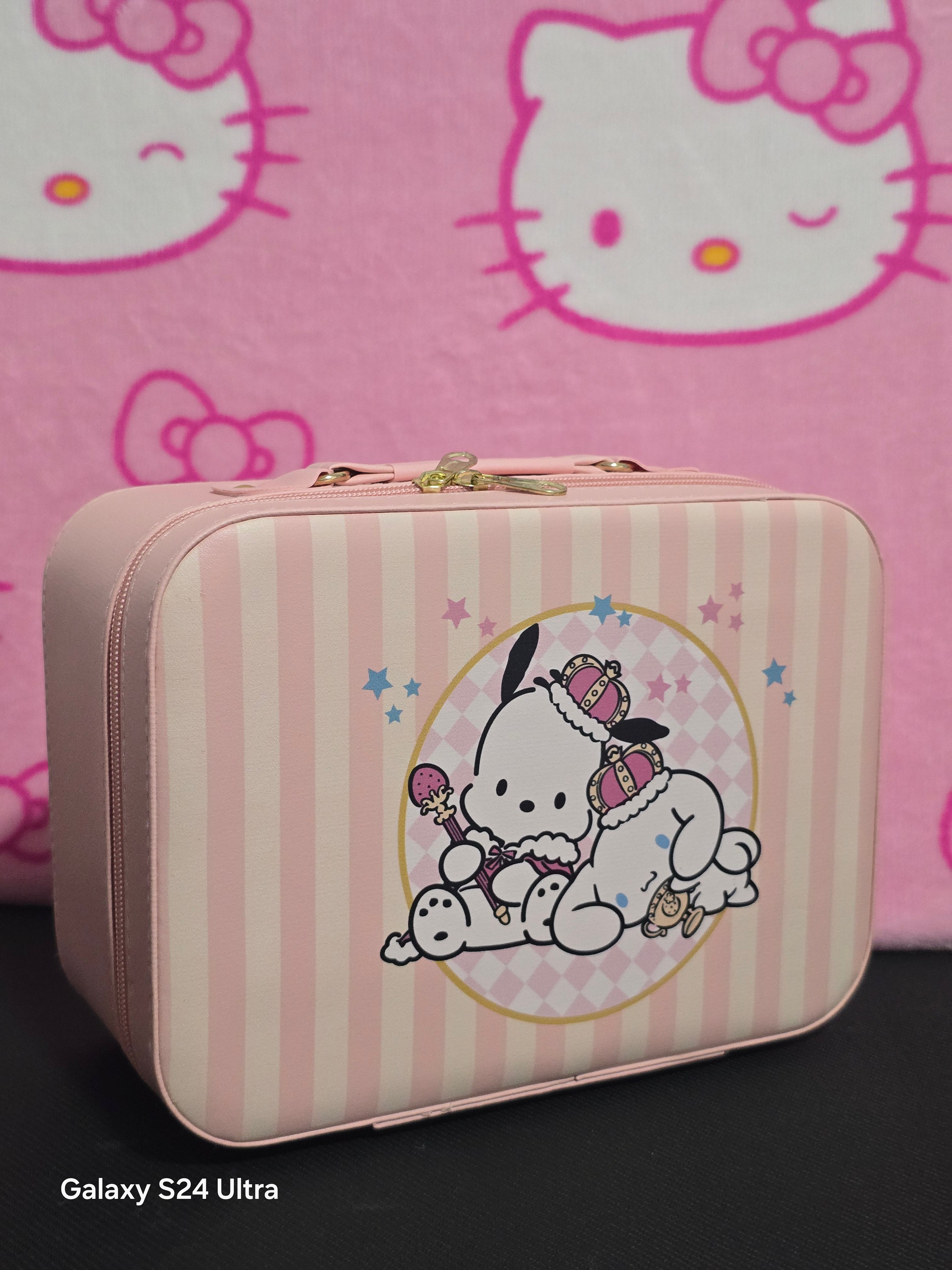 Mystery Gift Box 🎁 — Suitcase or Storage Box + 20 Random Surprises